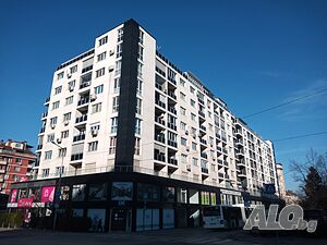 ул. ’Д-р Атанас Москов’. Нов 4-стаен непреходен апартамент с акт 16. Продавам.