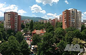 Ул. ”Нишава”, Обзаведен непреходен 2-стаен, след ремонт.