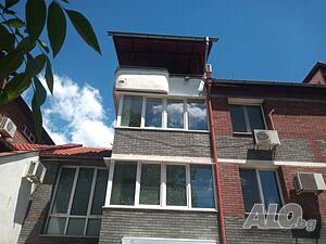 Бул. ”Братя Бъкстон”, Уникално жилище на четири нива с два гаража и двор. Мезонет 373 кв.м Тухла 2000 г. 3 етаж Непоследен | Апартаменти | Бъкстон София