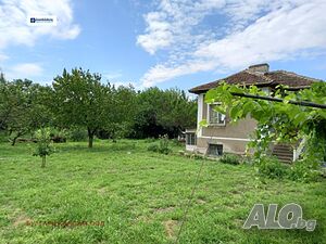 Продажба Къща гр. Лом - с. Сталийска махала 1300m²