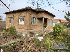 Продава къща в с. Покрайна, обл. Видин