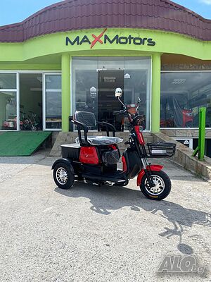 Уникална Триместна Триколка MaxMotors X1 red