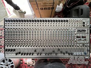 Миксер Behringer 32-канала