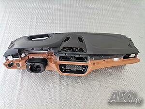 Ново Табло BMW 5 G30 G31 G38 Lci HUD Cognac гума Табла, Части за табла Табло BMW G30 HUD Cognac | Резервни части, консумативи,  аксесоари | Пловдив