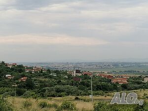 Парцел за застрояване в с. Кошарица - 490 кв.м, асфалтов път, комуникации