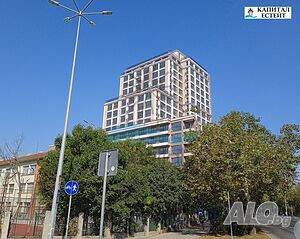 Продавам 3-стаен апартамент с гараж в сграда Chantrer, Бургас