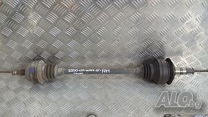 Полуоска Mercedes E350 CDI C207 2012г. (задна дясна)