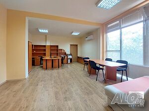 Напълно обзаведен офис под наем в кв. Картала, Велико Търново Офис 45 кв.м Партер | Магазини, Офиси, Кабинети, Салони | Картала Велико Търново