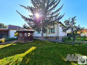 Готова за живеене къща за продажба в с. Поликраище, 16 км. от Велико Търново