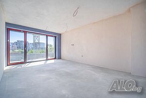 Бутикова нова сграда в кв. Чайка Тристаен 90 кв. м