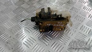 Предна лява брава Renault Megane Scenic,1997г.
