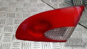 Десен вътрешен стоп комби Toyota Avensis 1999г.