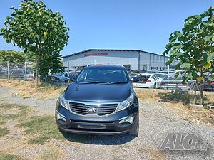 Kia Sportage 2.0crdi автомат, Джип, Употребяван, На части
