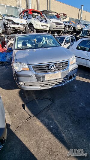фолцваген туран VW Touran на части
