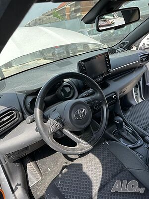 Тойота ярис 2020 хибрид Toyota Yaris 2020 hibrid на части