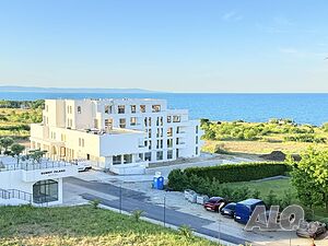 Sunny Island Bohemia - тристаен южен апартамент