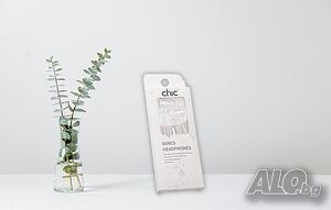 Сребристи метални слушалки с кабел