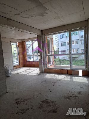 Многостаен Апартамент