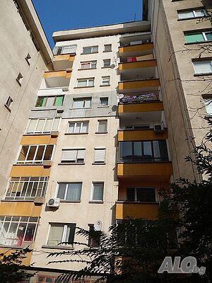 Публична продан от ЧСИ на Тристаен апартамент в гр. Плевен гр. Плевен, ул. „Майска“ №3, вх. Б, ет.4,..