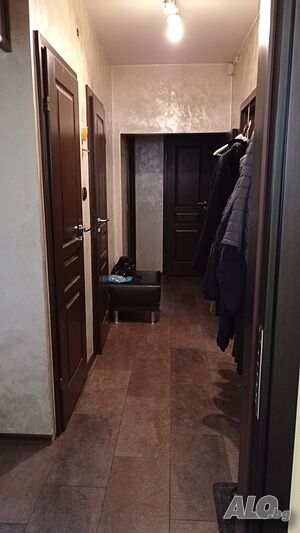 Публична продан от ЧСИ на Тристаен апартамент в гр. София гр. София, р-н Триадица, ж.к. Гоце Делчев,..