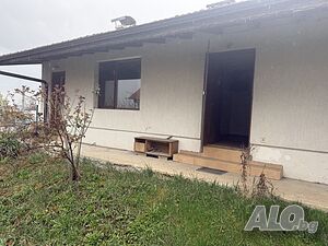 Публична продан от ЧСИ на Къща в с. Лозен с. Лозен, ул. ”Съединение” №17