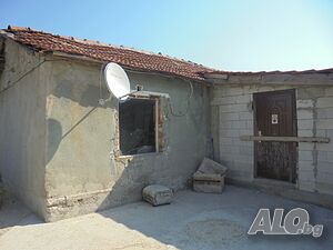 Публична продан от ЧСИ на Парцел с къща в с. Стожер 21 кв.м РЗП | Къщи, Вили | Стожер