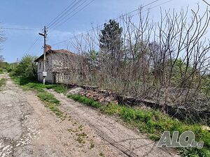 Публична продан от ЧСИ на Парцел с къща в с. Боряна с. Боряна, общ. Дългопол, обл. Варна