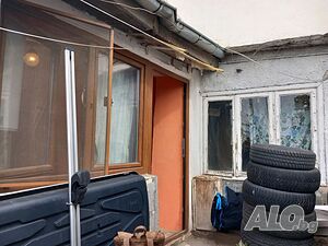 Публична продан от ЧСИ на Етаж от къща в гр. Велико Търново ул. ”Поборническа” № 141
