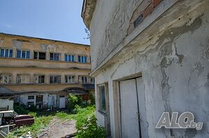 Публична продан от ЧСИ на Производствен имот в гр. Дряново ул. ”Бачо Киро”№11