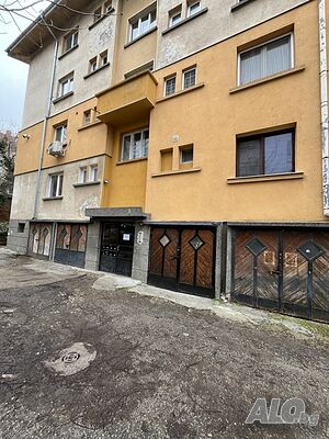 Публична продан от ЧСИ на Гараж в гр. Плевен ул. ”Стара планина”, № 11, ет. 0, гараж 9 Гараж (самостоятелен) 12 кв.м Тухла | Гаражи, Паркоместа | Индустриална Зона Плевен