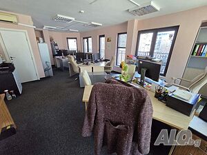 Публична продан от ЧСИ на Ателие, Таван в гр. Варна гр. Варна, район „Одесос“, ул. „Йосиф Стоянов“ №..