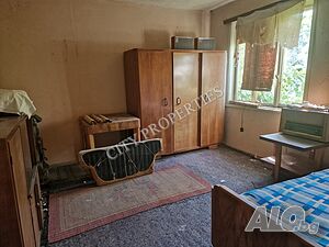 Къща за продажба в с. Рилци, общ. Благоевград.