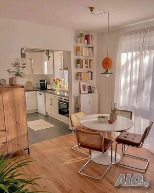 Организираме безпорядъка в кухнята и гардероба ви We De-clutter your Kitchen and Wardrobe