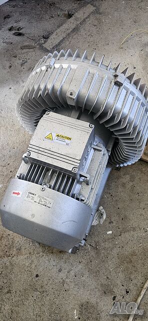 Вакум помпа за цнц cnc машина 7.5кв