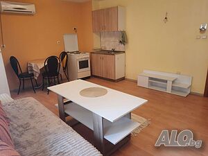Едностаен апартамент в Кючук Париж