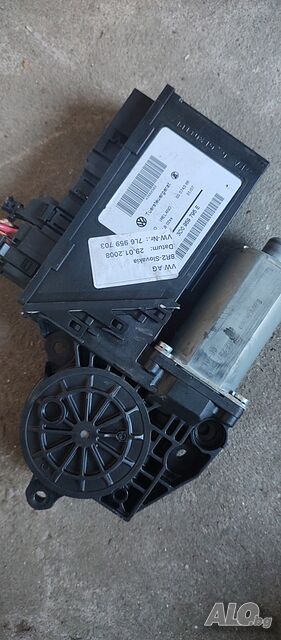 Стъклоповдигач VW Touareg - 7L6 959 703
