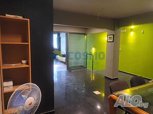Продажба 2-стаен офис гр. Бургас - Център 82m²