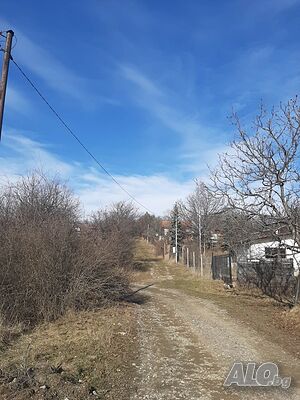 Парцел за къща в регулация на 38 км от София