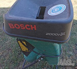 самопридърпваща клонотрошачка дробилка за клони Bosch AXT 2000 HP тиха