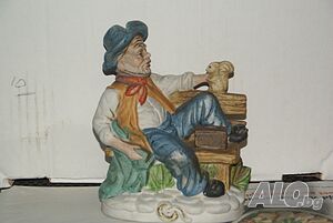 продавам керамична фигура
