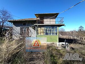 Продажба имот в село Илия Блъсково! Двуетажна къща 50 кв.м РЗП 995 кв.м двор | Къщи, Вили | Илия Блъсково