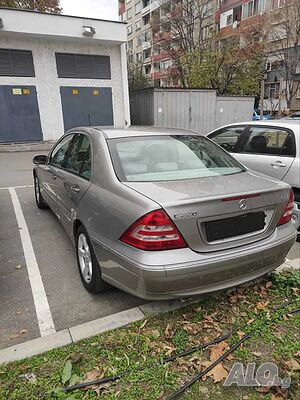 Задни врати, мерцедес ц-класа,w203, facelift, седан, номер на боята 723