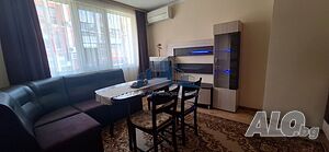 Тристаен Апартамент- Център
