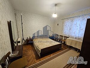 Едноетажна ТУХЛЕНА къща на плоча - кв. Дивдядово