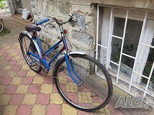Продавам градски велосипед