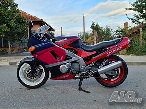 Kawasaki zzr 500 на части