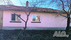 Продава КЪЩА на 2 етажа ’с. Щръклево’ РЗП 126м2 парцел 421м2 ПВЦ САНИРАН 77999лв.