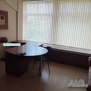 Отдава ОФИС 20м2 ’Идеален Център’ ет.3/6 КЛИ 130€