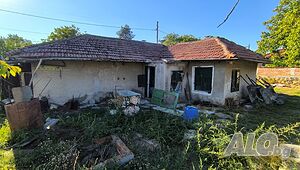Продава КЪЩА на 1 етаж ’с. Щръклево’ РЗП 802м2 парцел 106м2 36000€