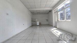 Отдава МАГАЗИН 45м2 ’Дружба 3’ ет.1/1 ТУХЛА ПВЦ ОТЛИЧЕН 204€
